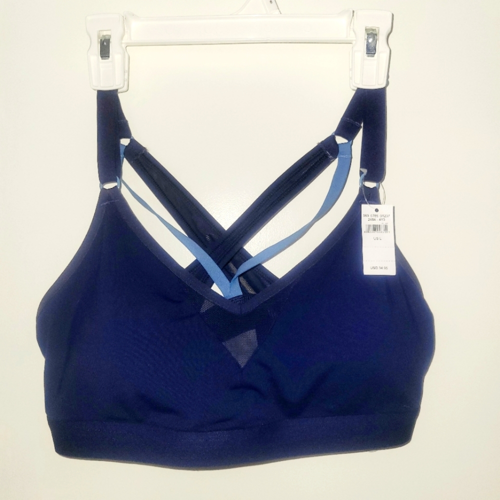 Sports bra